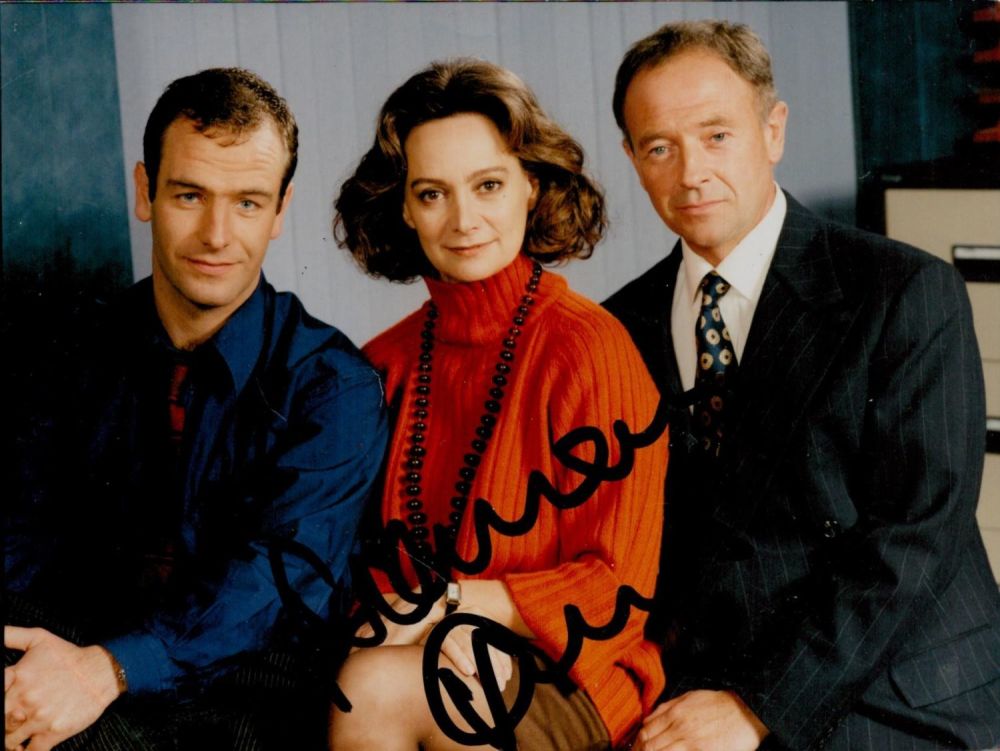 Lot 238: Francesca Annis signed 6x4inches colour photo.. Good condition....