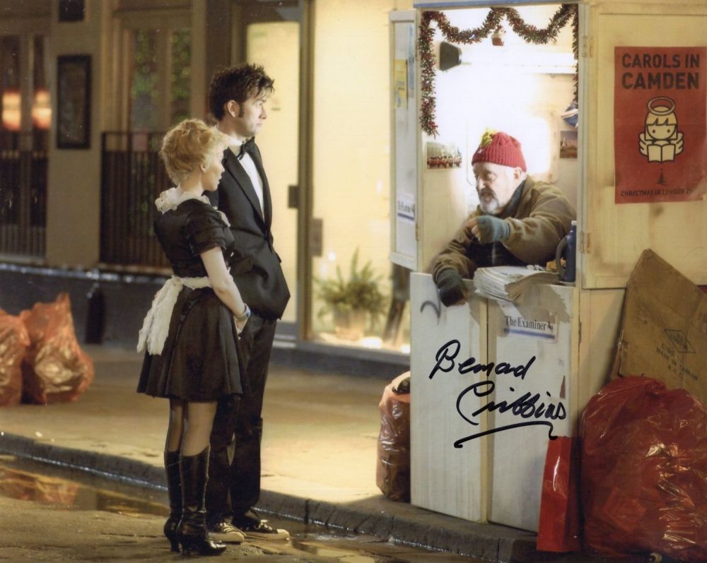 Lot 533: Doctor Who 8x10 inch photo signed by the...