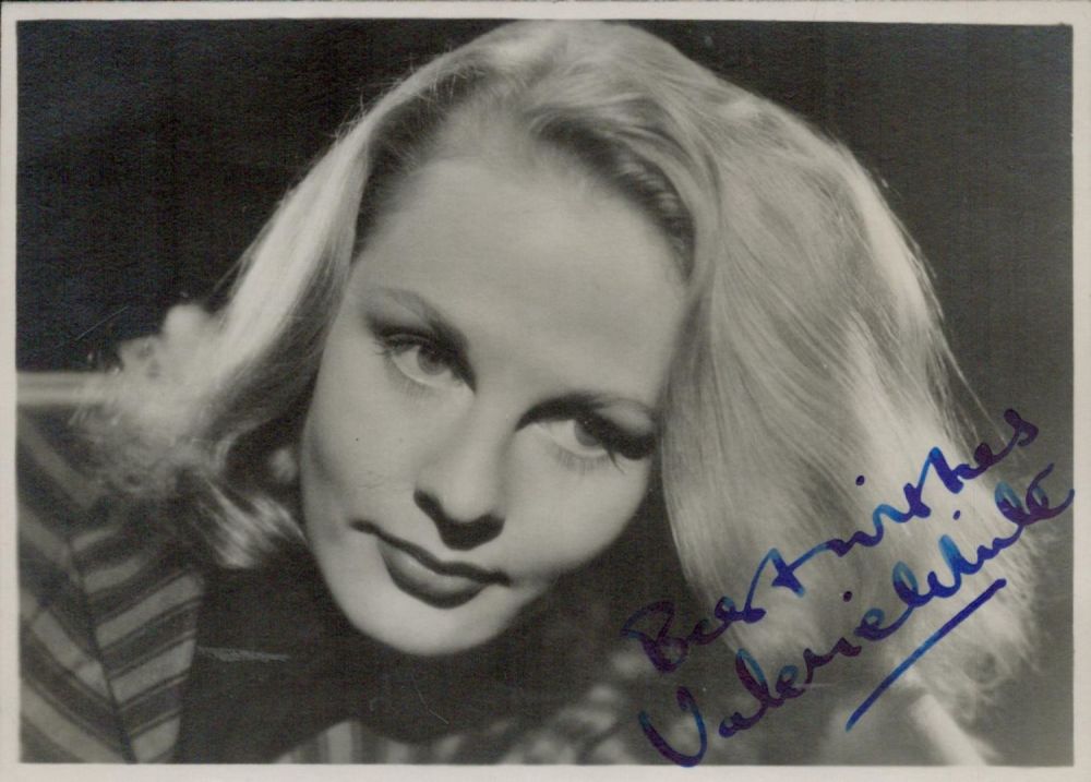 Lot 649: Valerie White signed Vintage Black & White Photo...