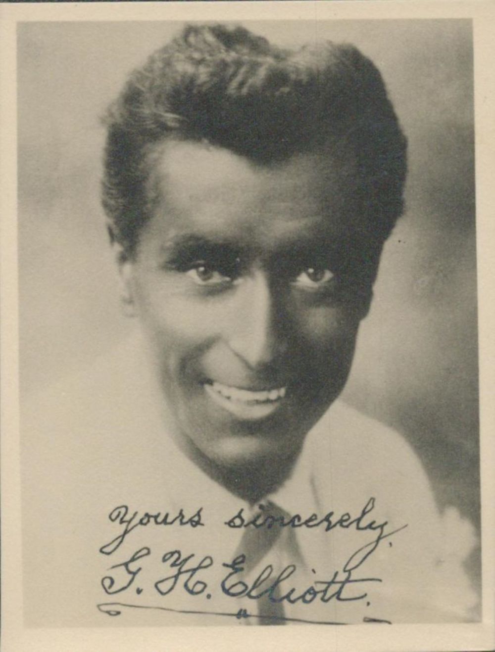Lot 254: G. H. Elliott signed vintage black & white...