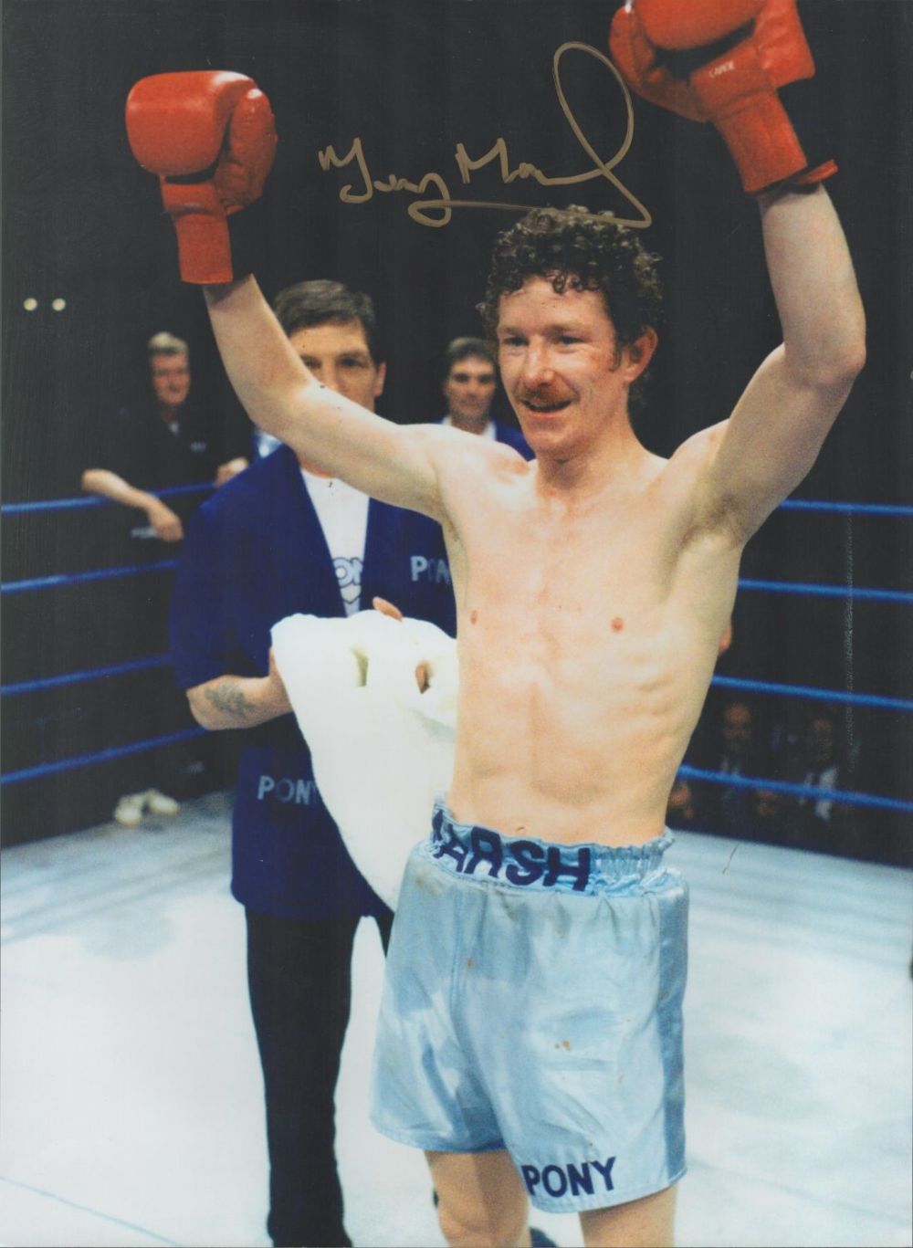 Lot 501: Boxing Terry Marsh signed 16x12 colour photo. Good...