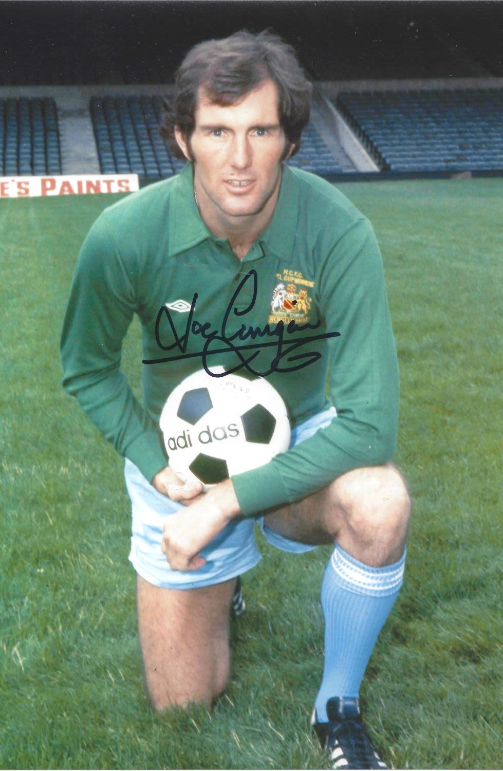Lot 542: Joe Corrigan signed 12x8 inch colour photo pictured...