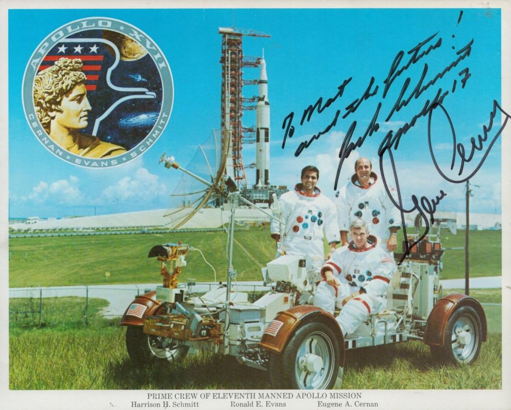 Lot 120: NASA Eugene A. Cernan signed Colour Photo 10x8...