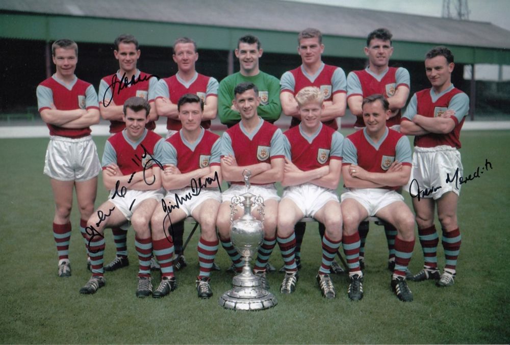 Lot 201: Autographed BURNLEY 12 x 8 Photograph : Col,...