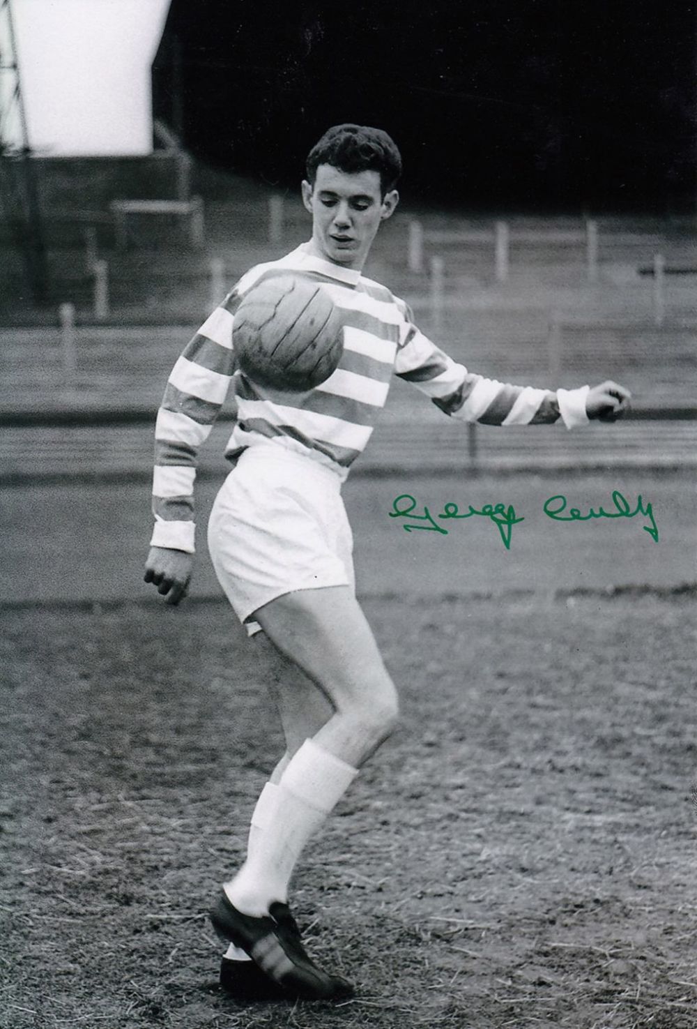 Lot 202: Autographed GEORGE CONNELLY 12 x 8 Photograph :...