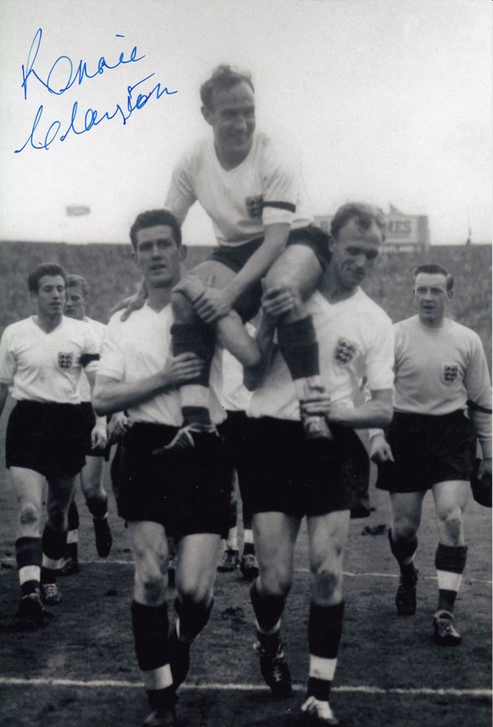 Lot 213: Autographed RONNIE CLAYTON 12 x 8 Photograph :...