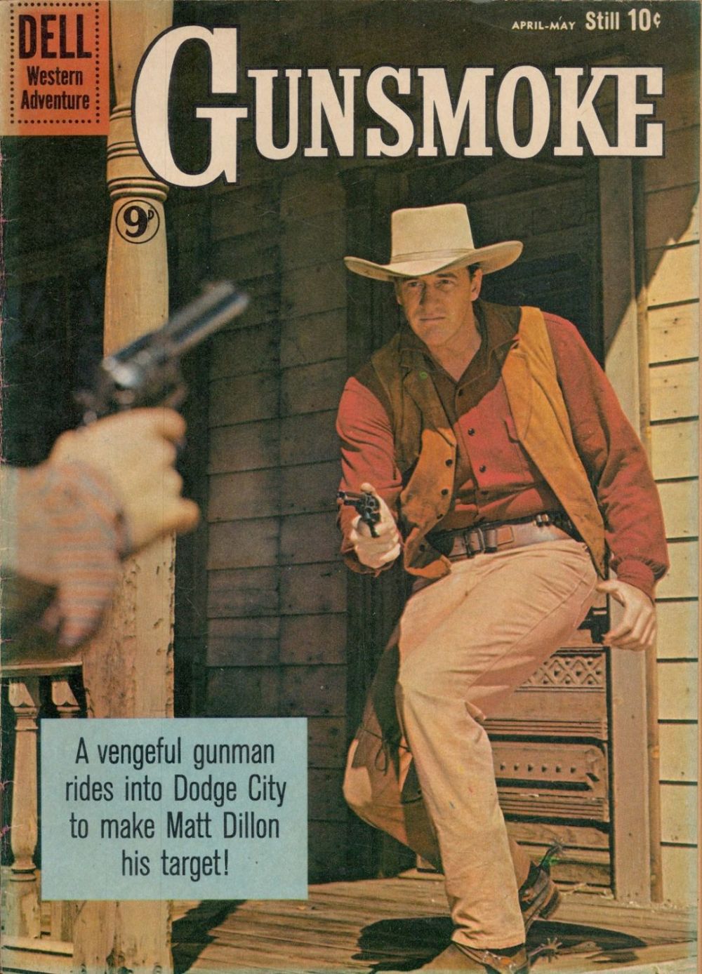 Lot 281: Gunsmoke Dell Western Adventure comic dated No 20...