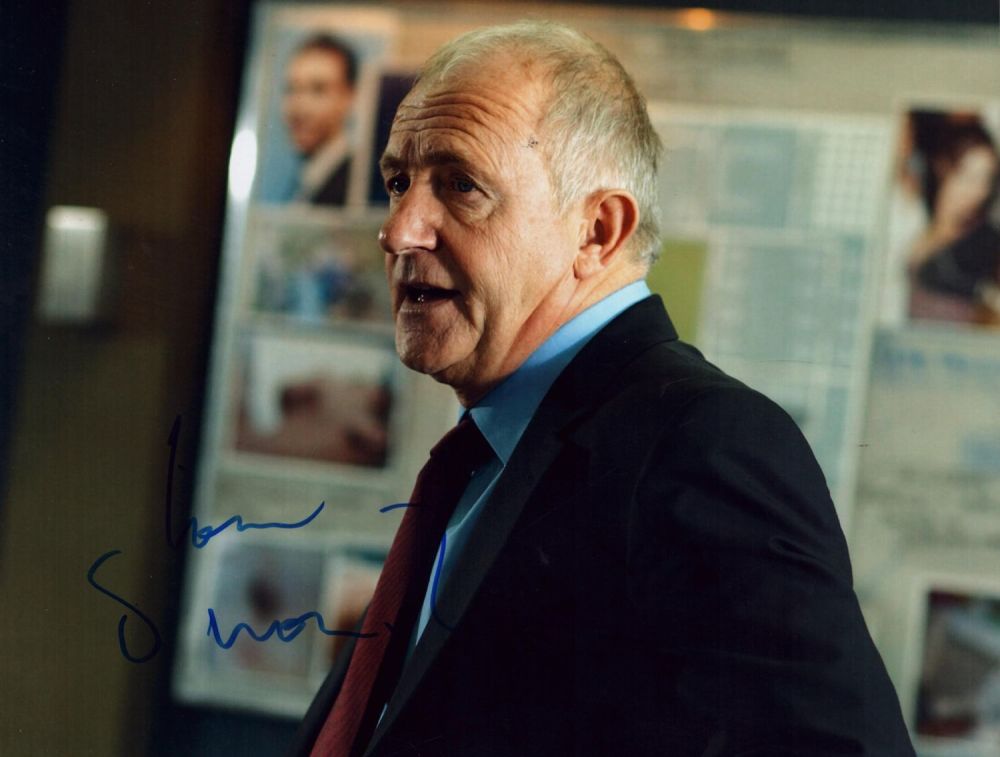 Lot 318: Simon Rouse signed 10x8 inch colour photo. Good...
