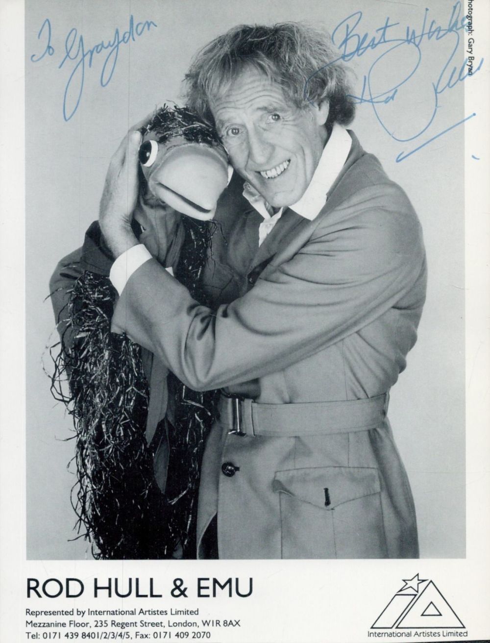 Lot 391: Rod Hull and Emu signed 8x6 inch black...
