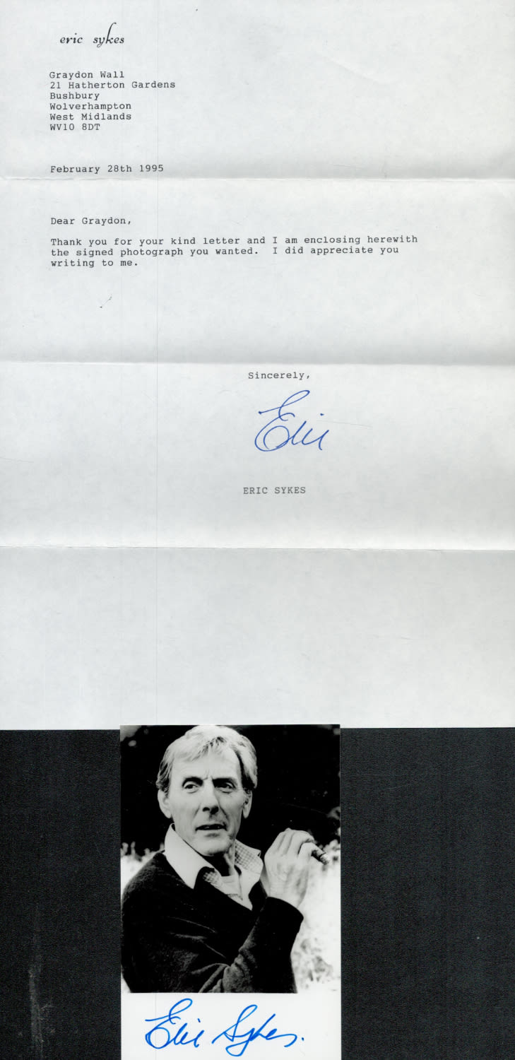 Lot 398: Eric Sykes signed 6x4 inch black and white...
