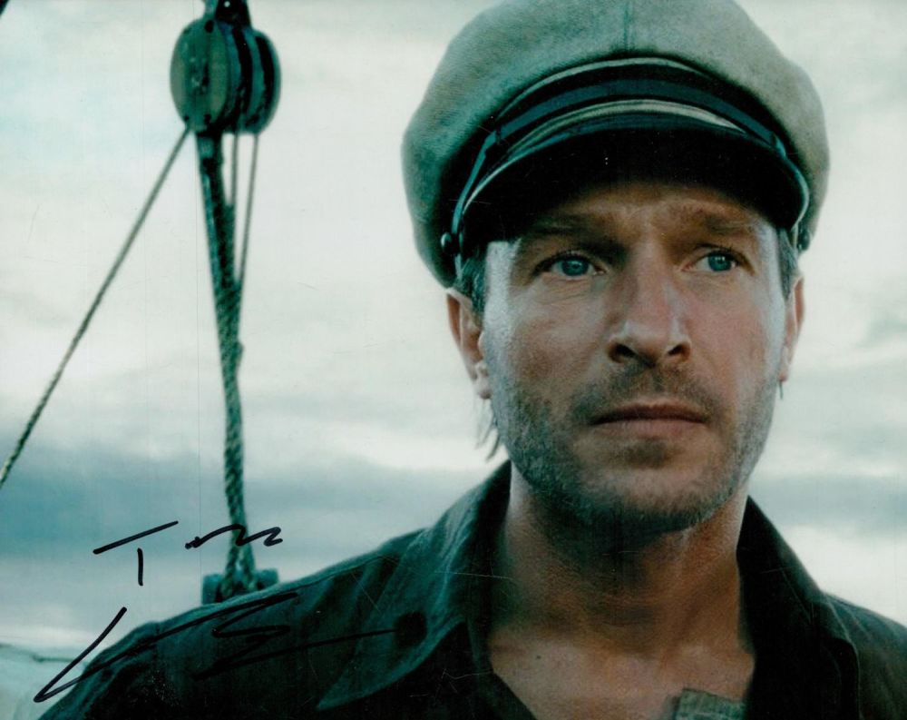 Lot 420: Thomas Kretschmann signed 10x8inch colour photo. Good condition....