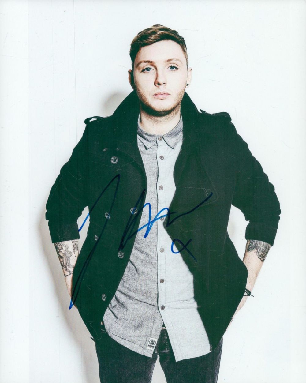Lot 431: James Arthur signed 10x8inch colour photo. Good condition....