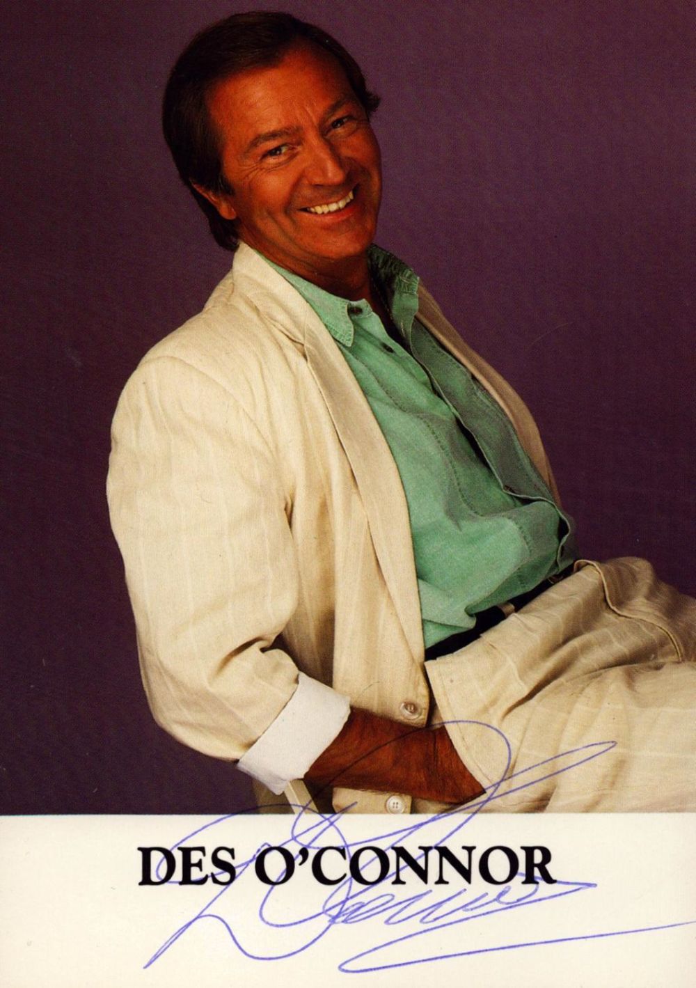 Lot 539: Des O'Connor signed colour promo photo, measures 6x4...
