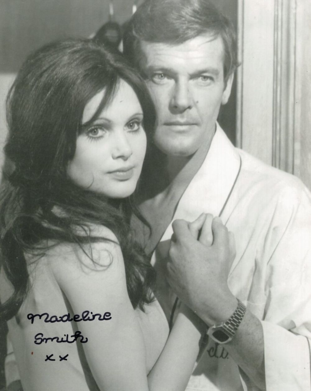 Lot 679: 007 James Bond movie Live & Let Die...