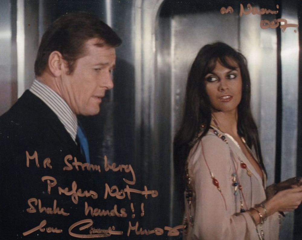 Lot 687: 007 James Bond movie The Spy Who Loved...