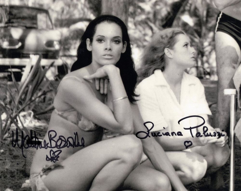 Lot 689: 007 James Bond movie Thunderball 8x10 photo signed...