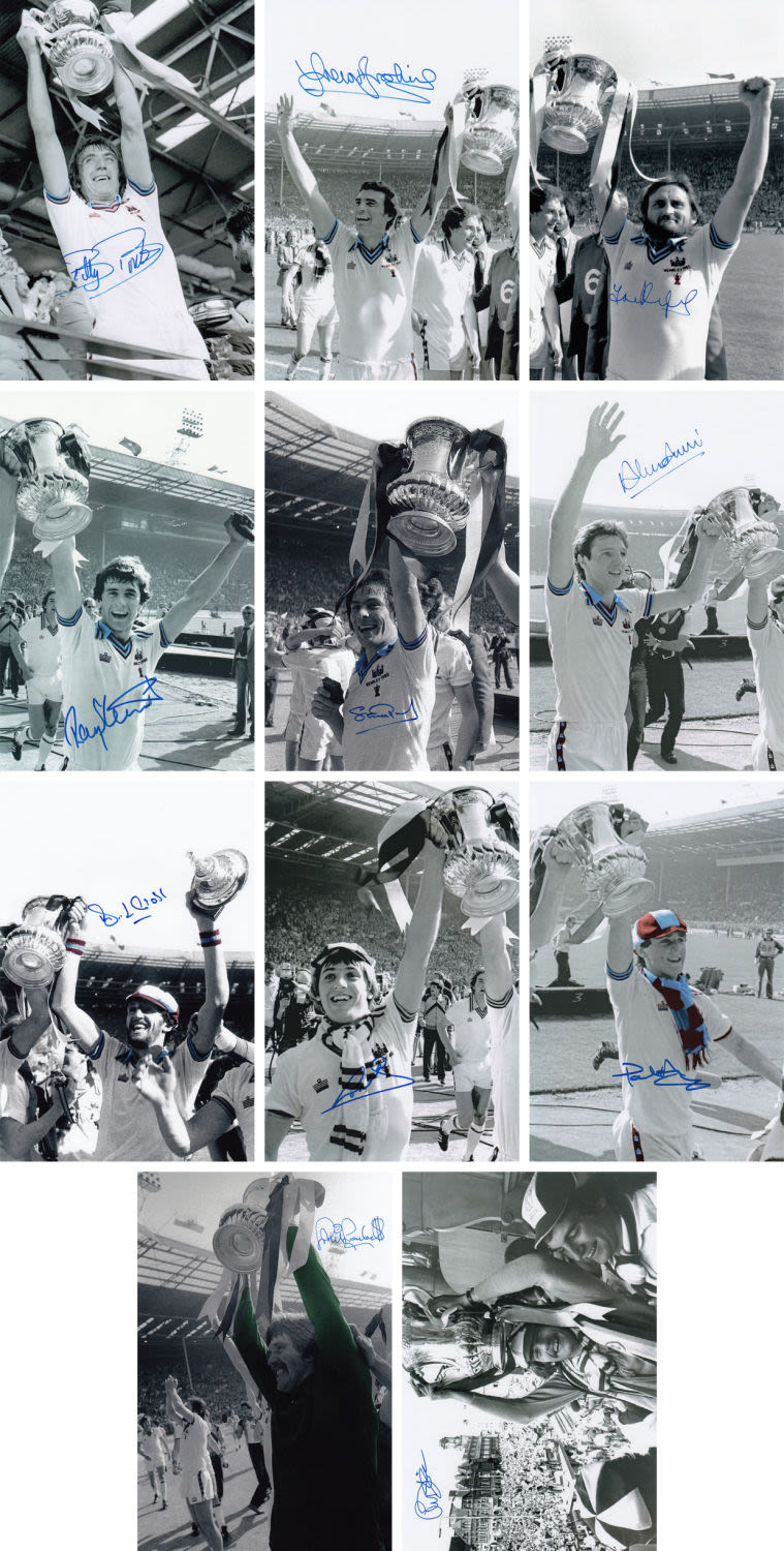 Lot 167: Autographed West Ham United 1980 : A Superb...
