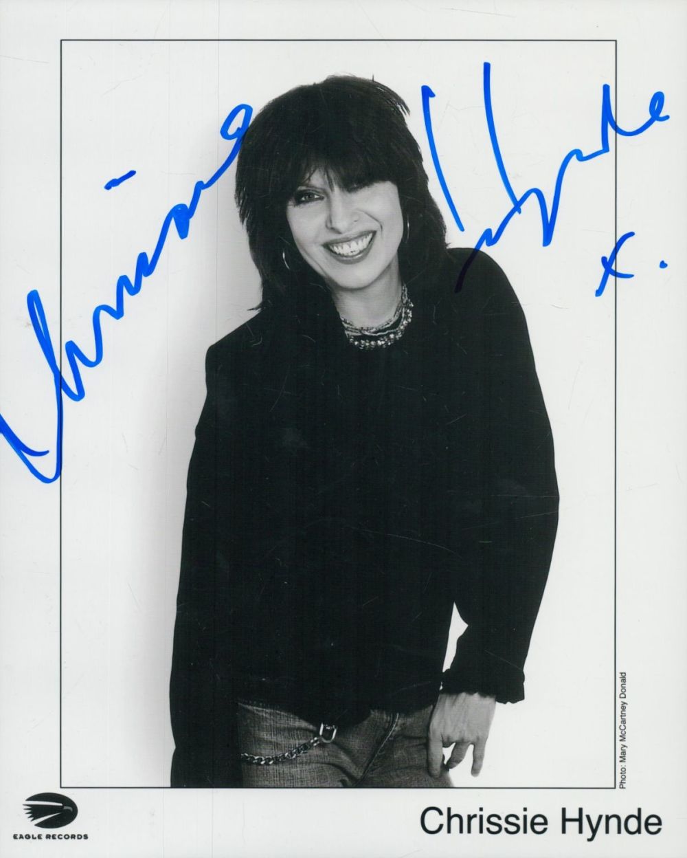 Lot 202: Chrissie Hynde 'The Pretenders' signed 10x8 inch black...
