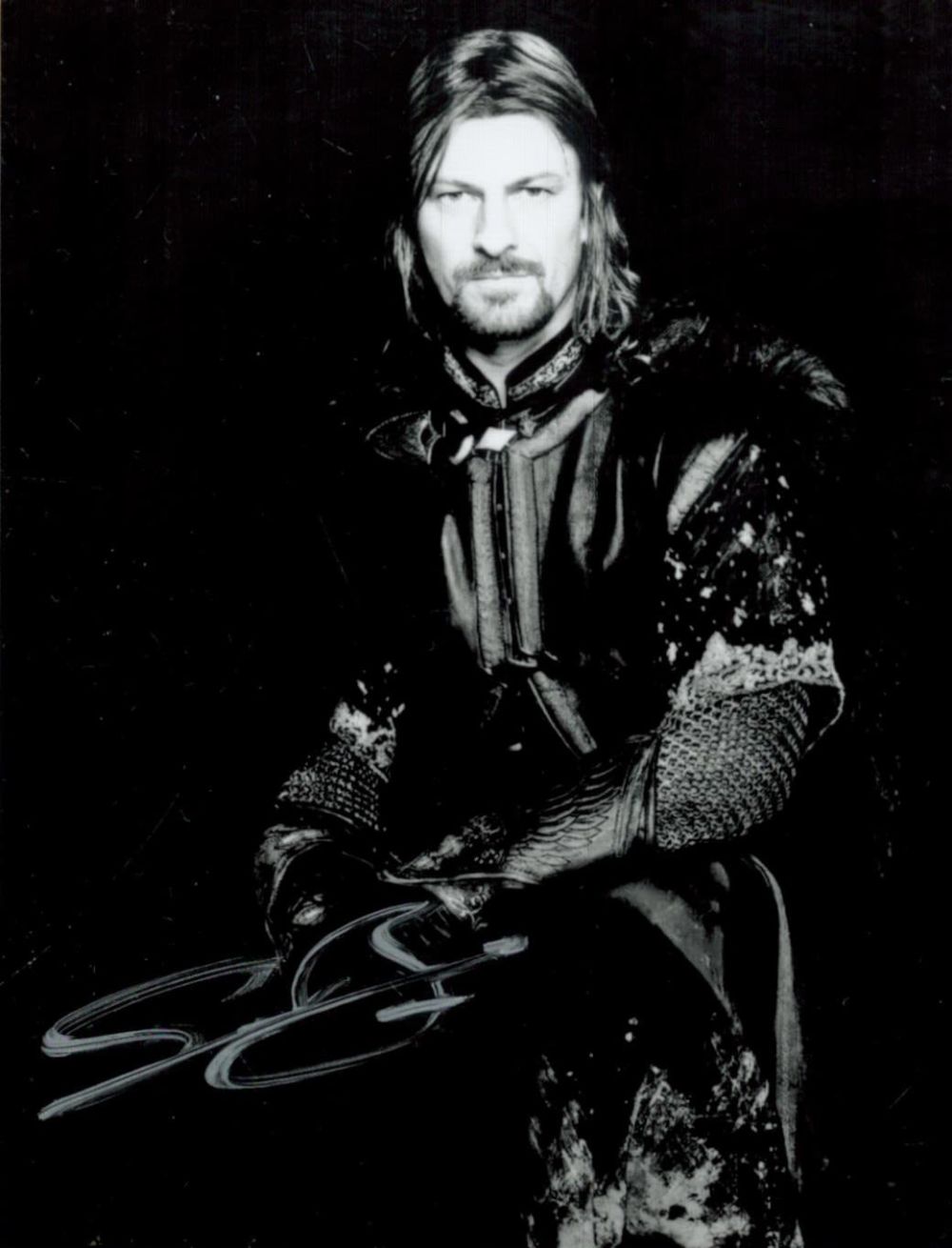 Lot 234: Sean Bean signed 4.5x3.5 inch black and white...