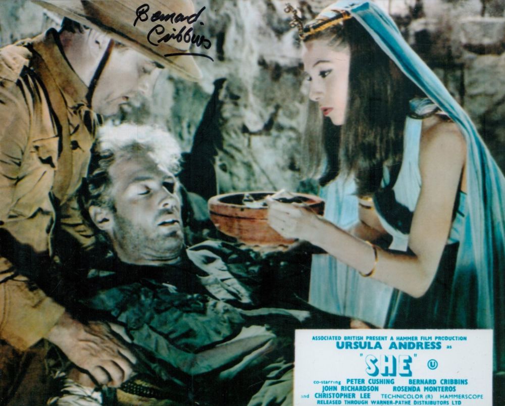 Lot 167: Bernard Cribbins signed 10 x 8 inch colour...