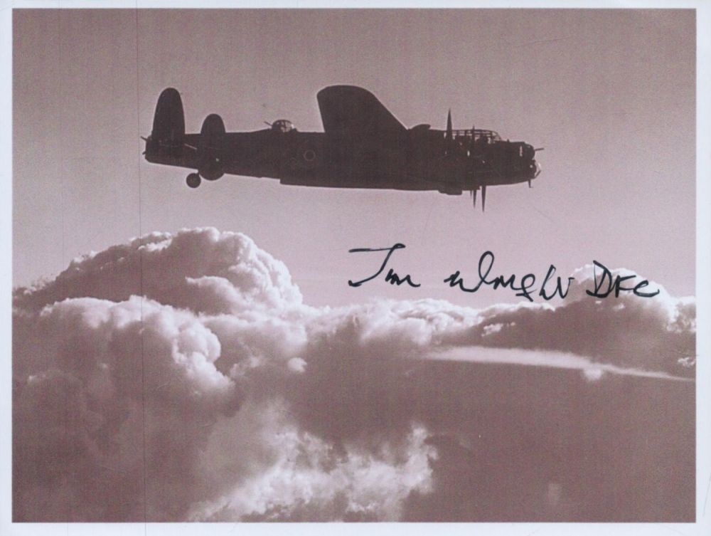 Lot 192: WW2 W/O Jim Wright DFC 61 sqn signed...