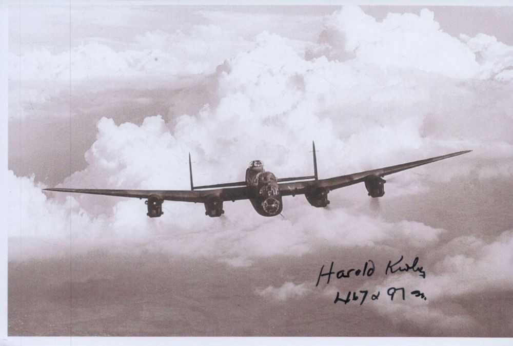 Lot 196: WW2 W/O Harold Kirby 467 sqn signed 6...