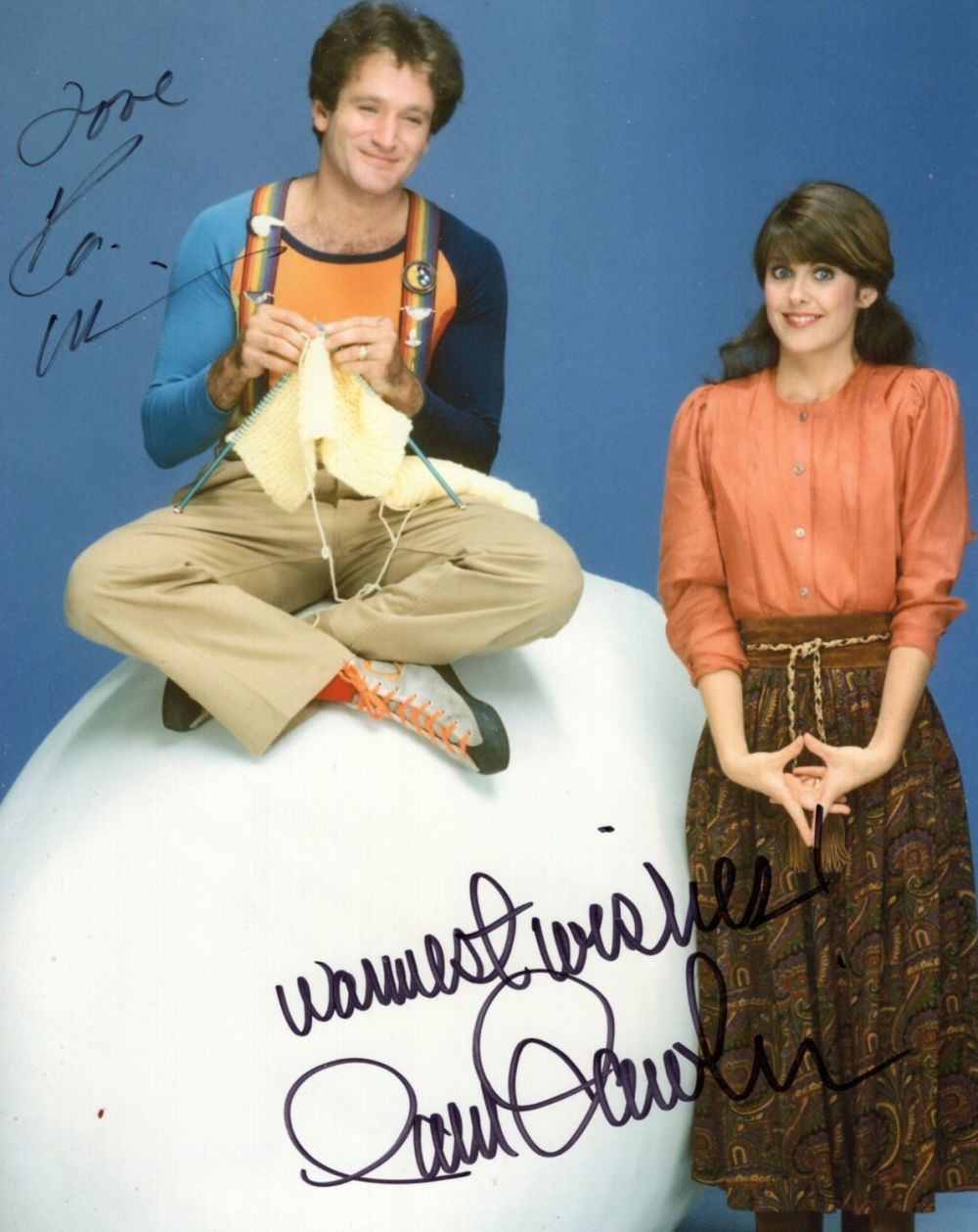 Lot 628: Mork and Mindy, fantastic 8x10 photo signed by...