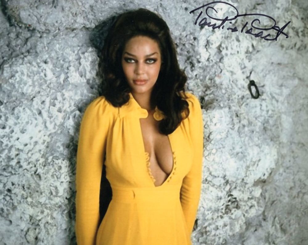 Lot 649: Hammer horror movie scream queen actress Pauline Peart...