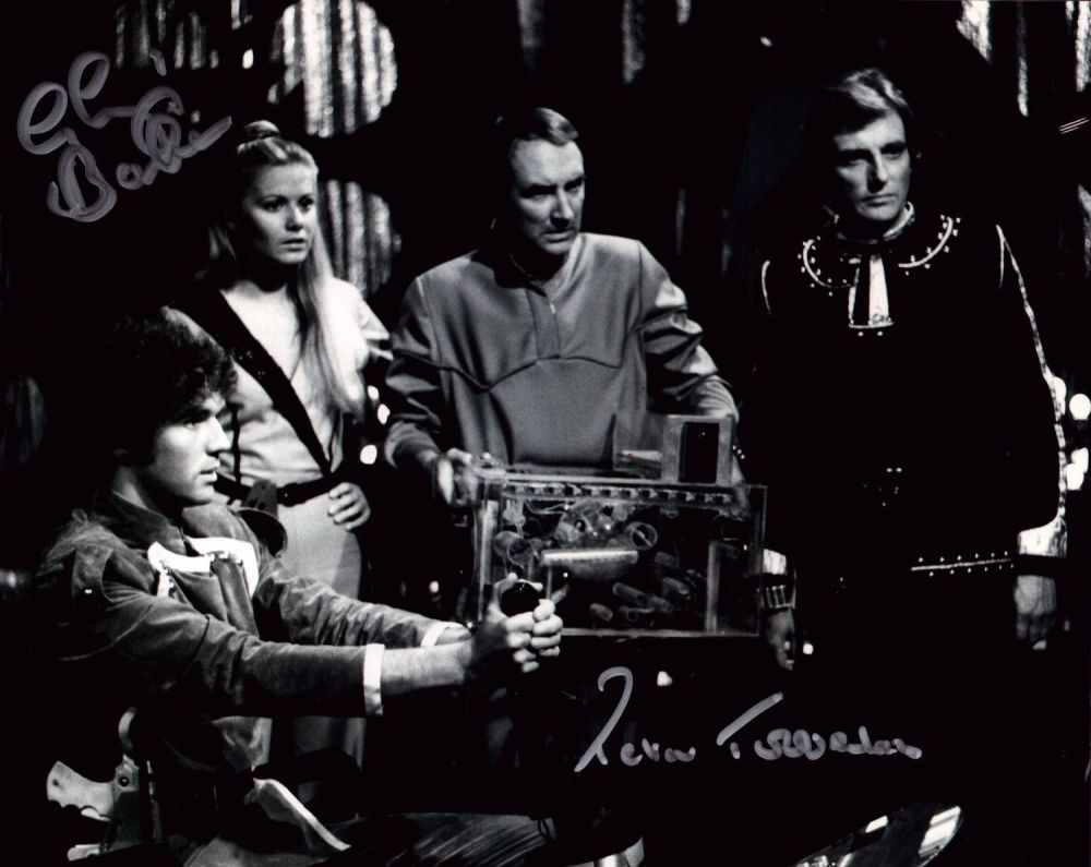 Lot 684: Glynis Barber and Peter Tuddenham signed Blakes 7...