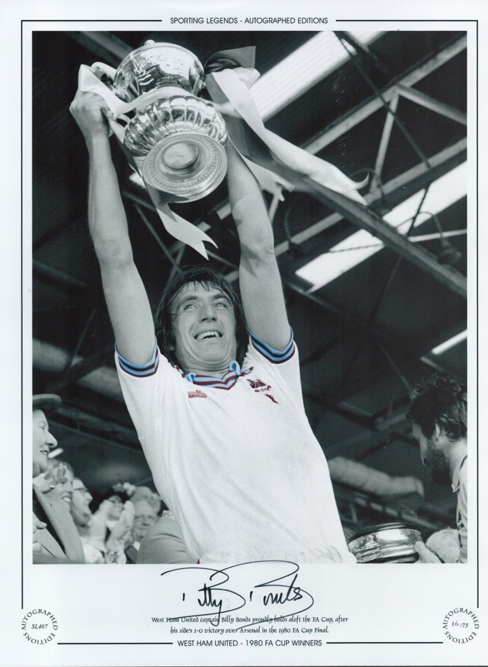 Lot 193: Football. Billy Bonds Signed 16x12 black and white...