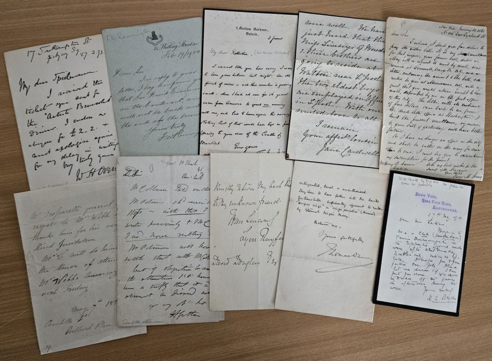 Lot 204: 10 variety of vintage ALS. Dated 27.3.1893 Signature...