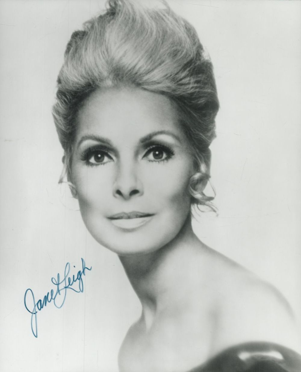 Lot 262: Janet Leigh signed 10x8 inch black and white...