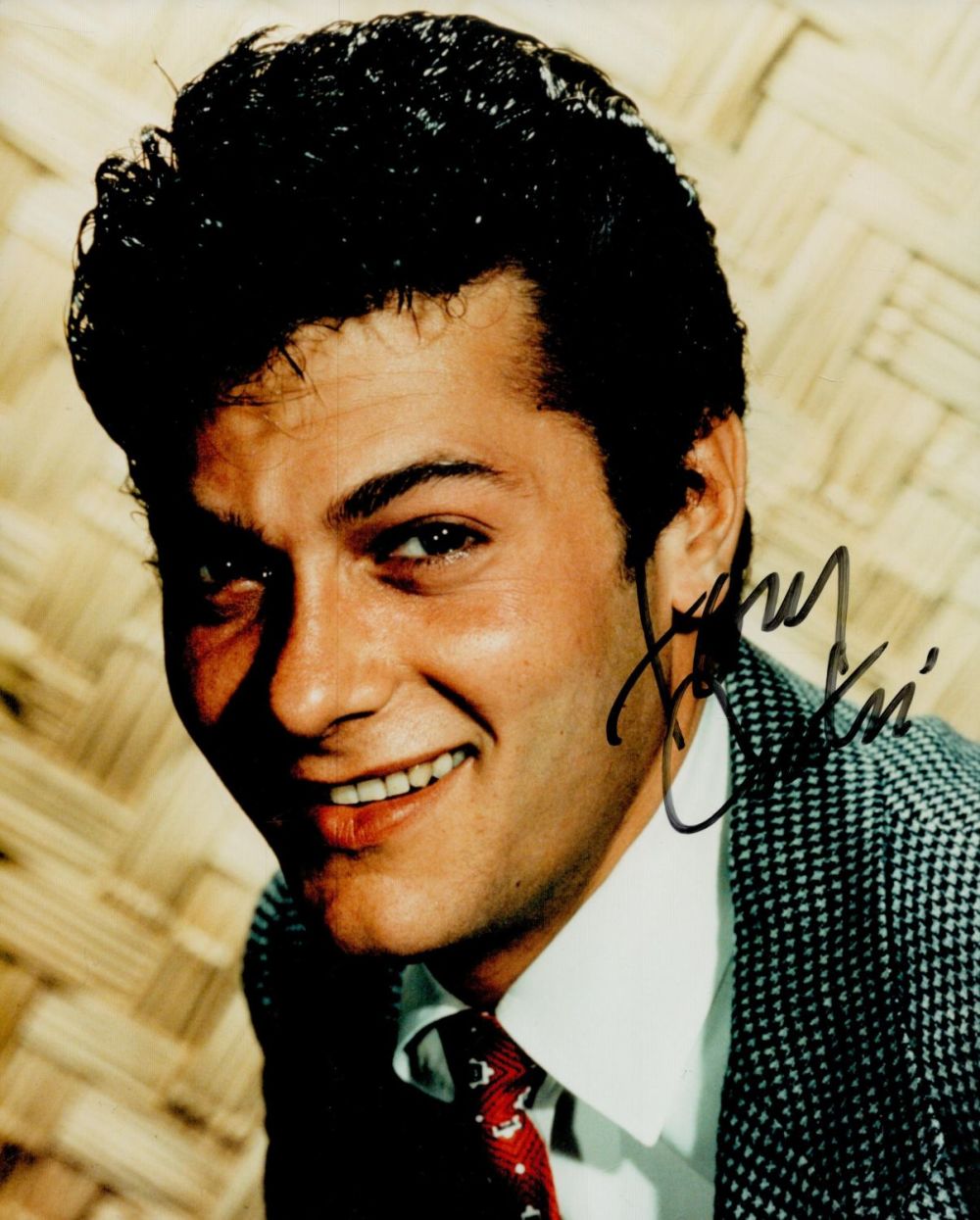 Lot 344: Tony Curtis signed 10x8 inch colour photo. Good...
