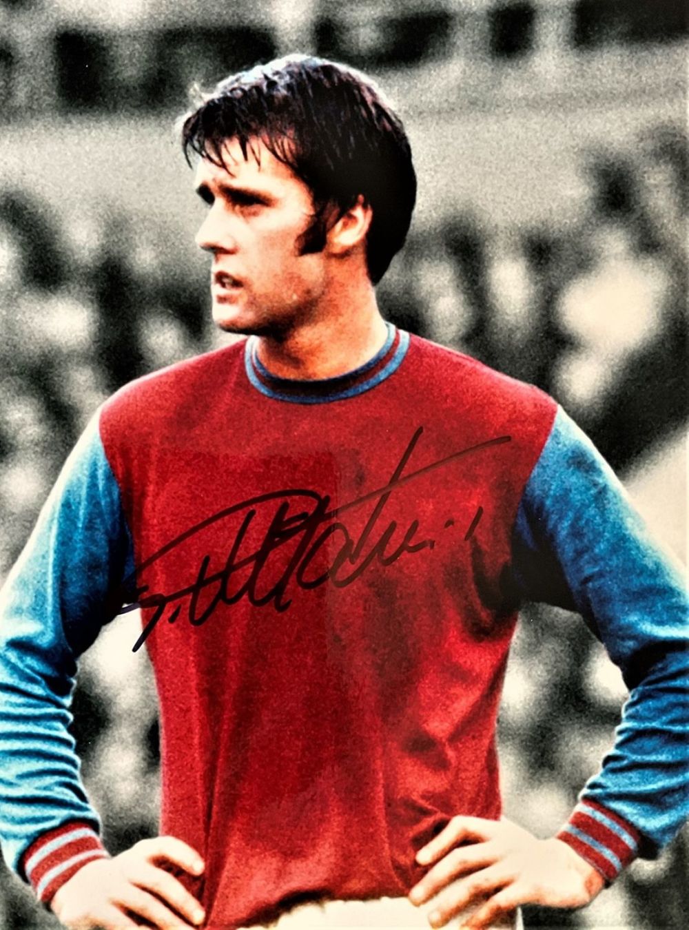 Lot 386: Football, Sir Geoff Hurst signed 12x16 colour photograph...