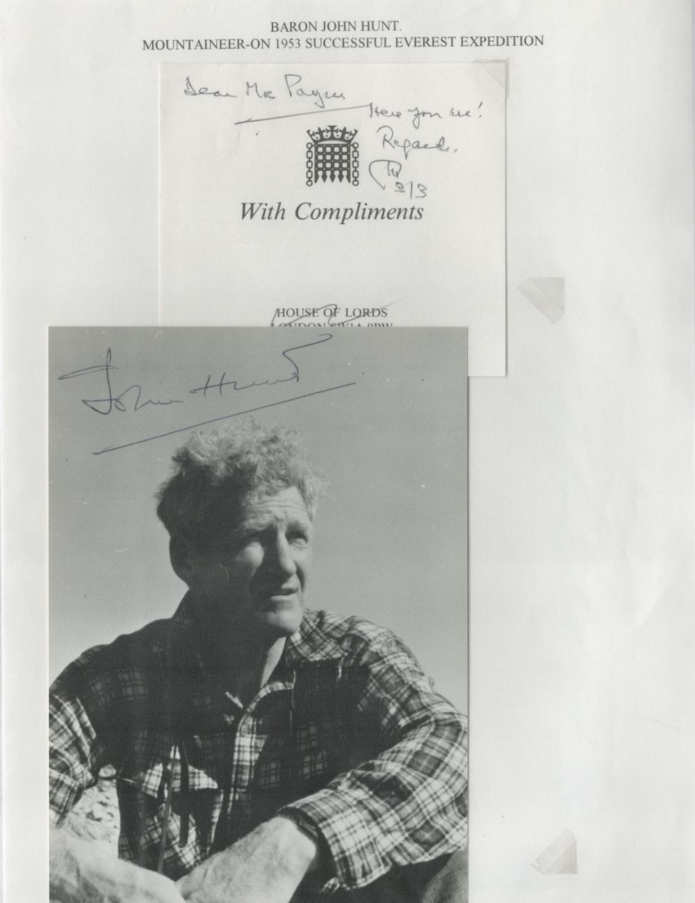Lot 220: Baron John Hunt signed 7x5 inch black and...