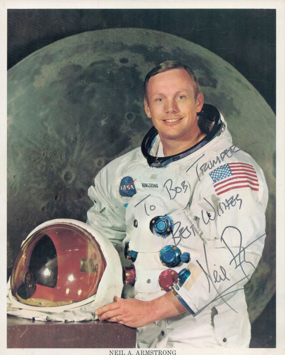 Lot 299: Neil Armstrong signed original NASA 10x8 inch colour...