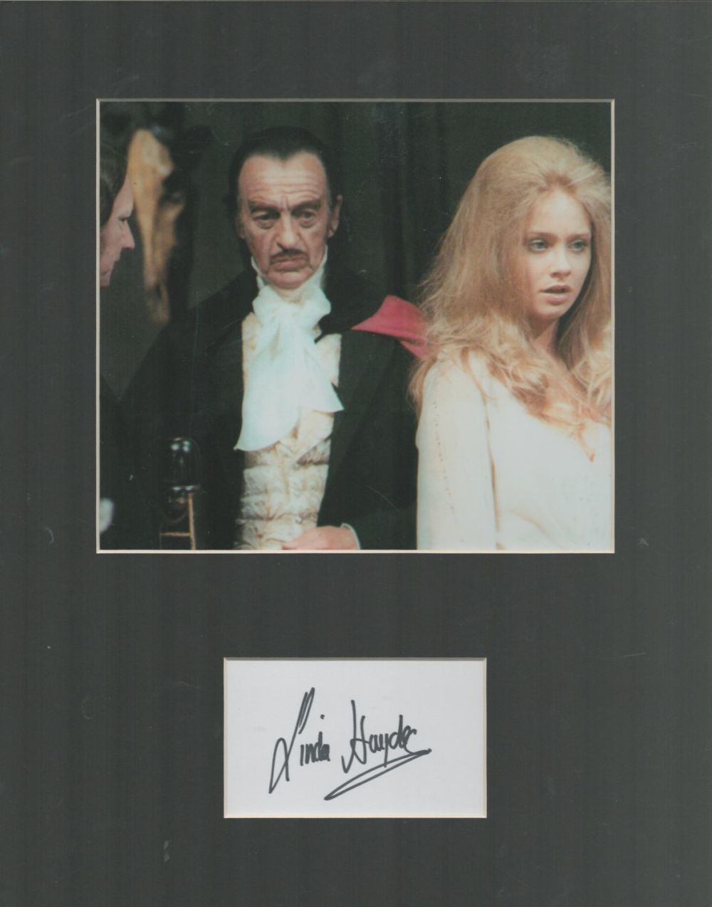 Lot 428: Linda Hayden signed autograph plus colour photo 8x7...