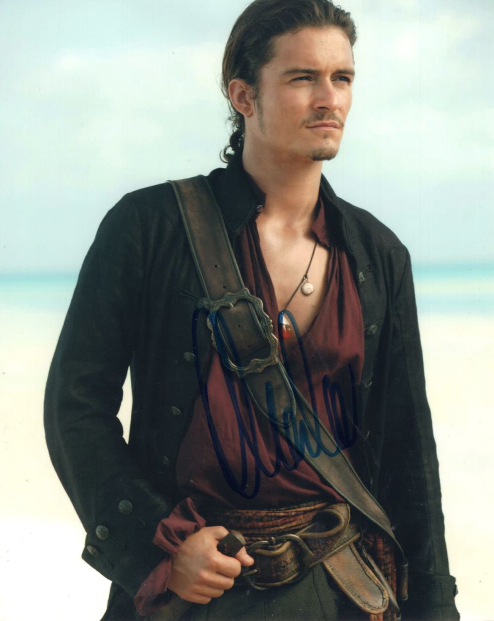 Lot 553: Orlando Bloom signed 8x10 photo from Pirates of...