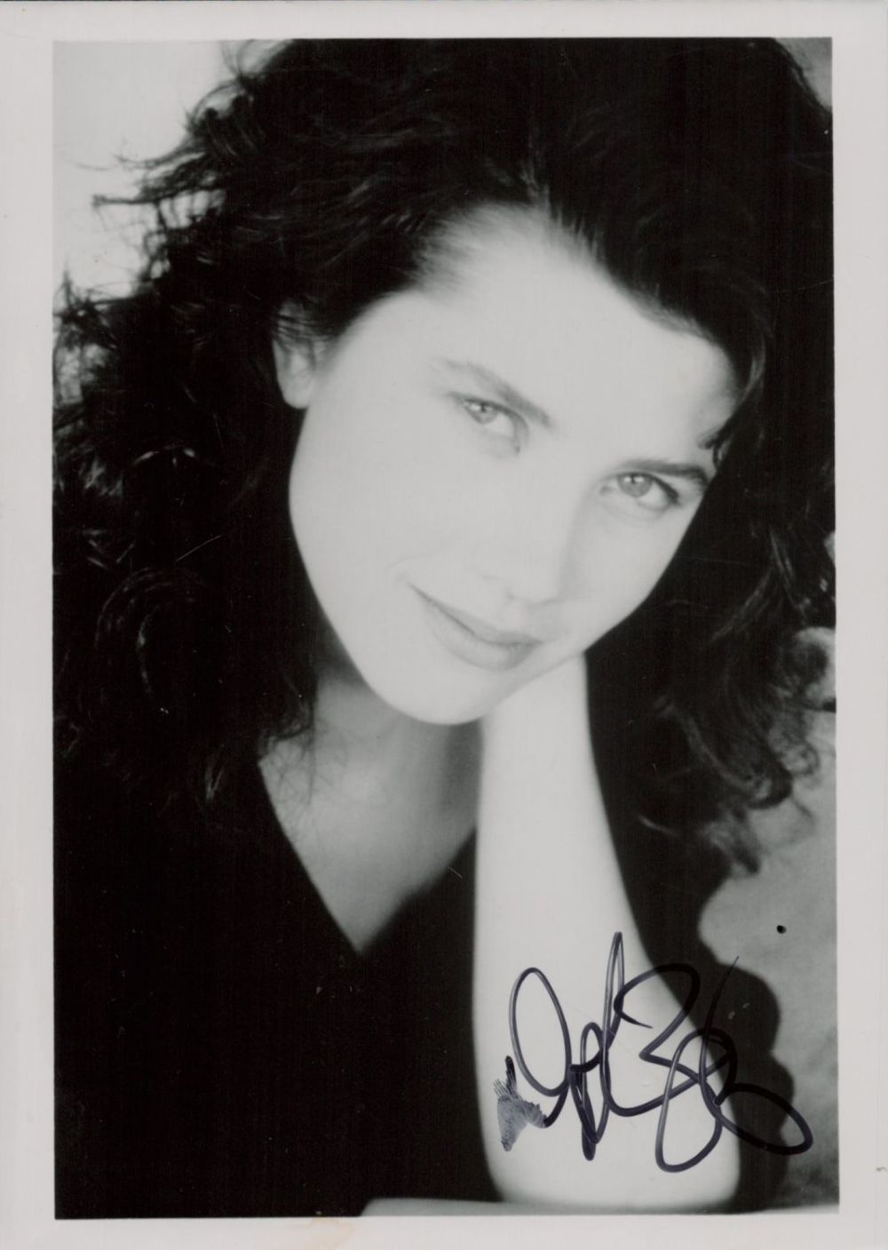 Lot 181: Daphne Zuniga signed 7x5 inch black and white...