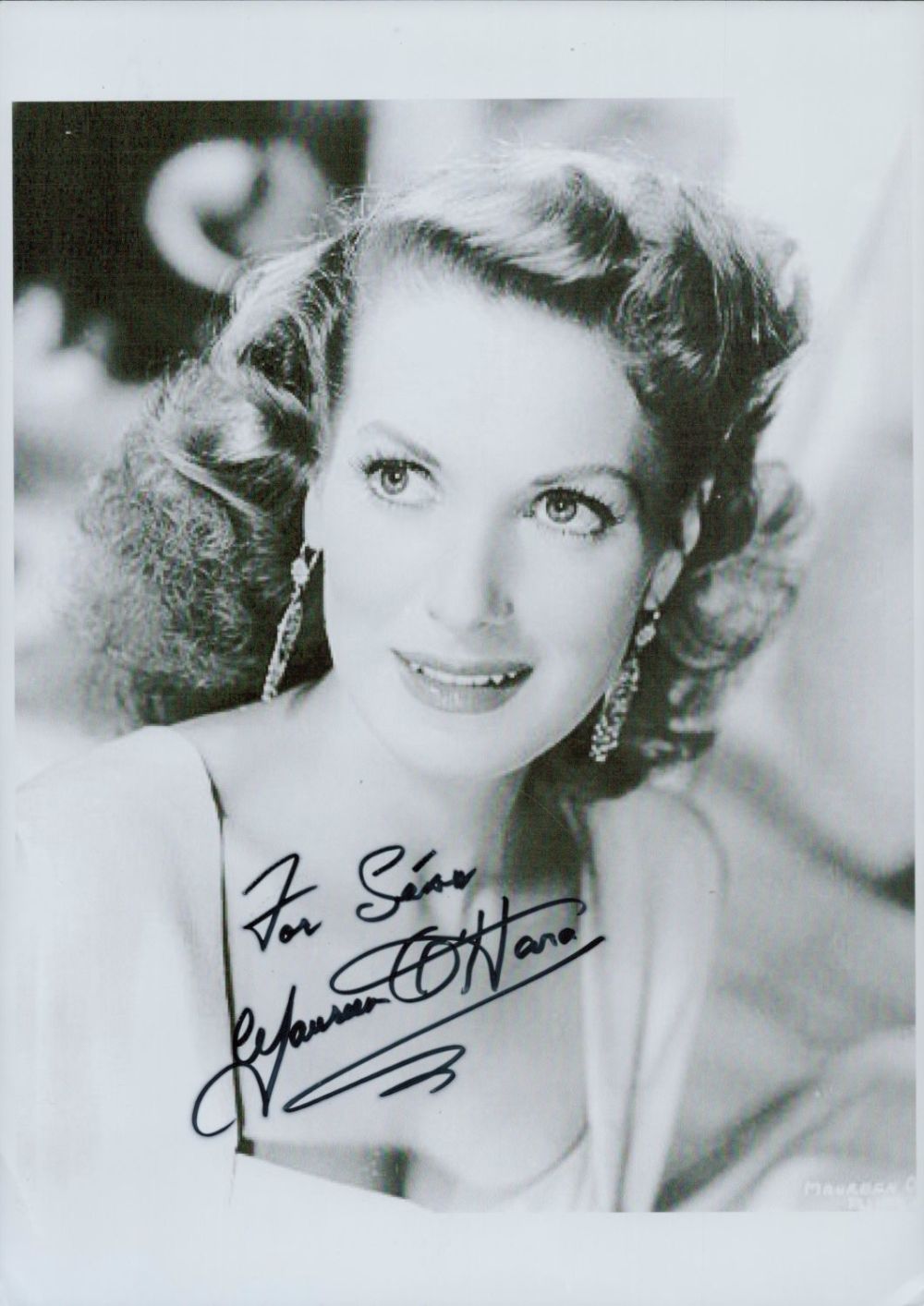 Lot 188: Maureen O'Hara signed 12x8 inch black and white...