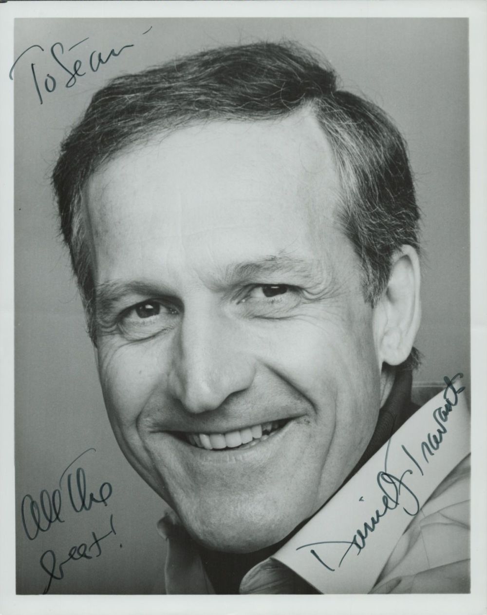 Lot 204: Daniel J Travanti signed 10x8 inch black and...