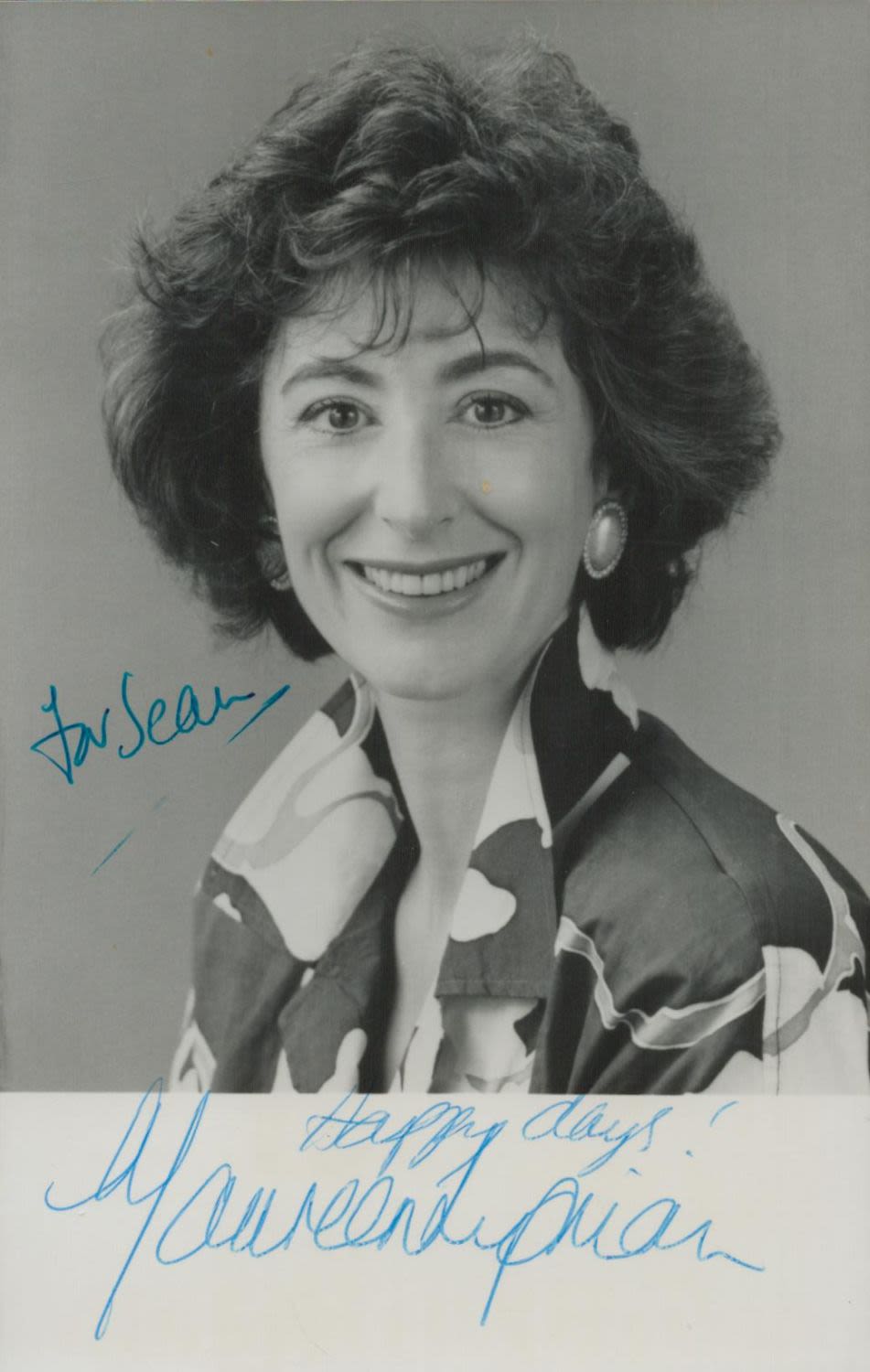 Lot 210: Maureen Lipman signed 6x4 inch black and white...