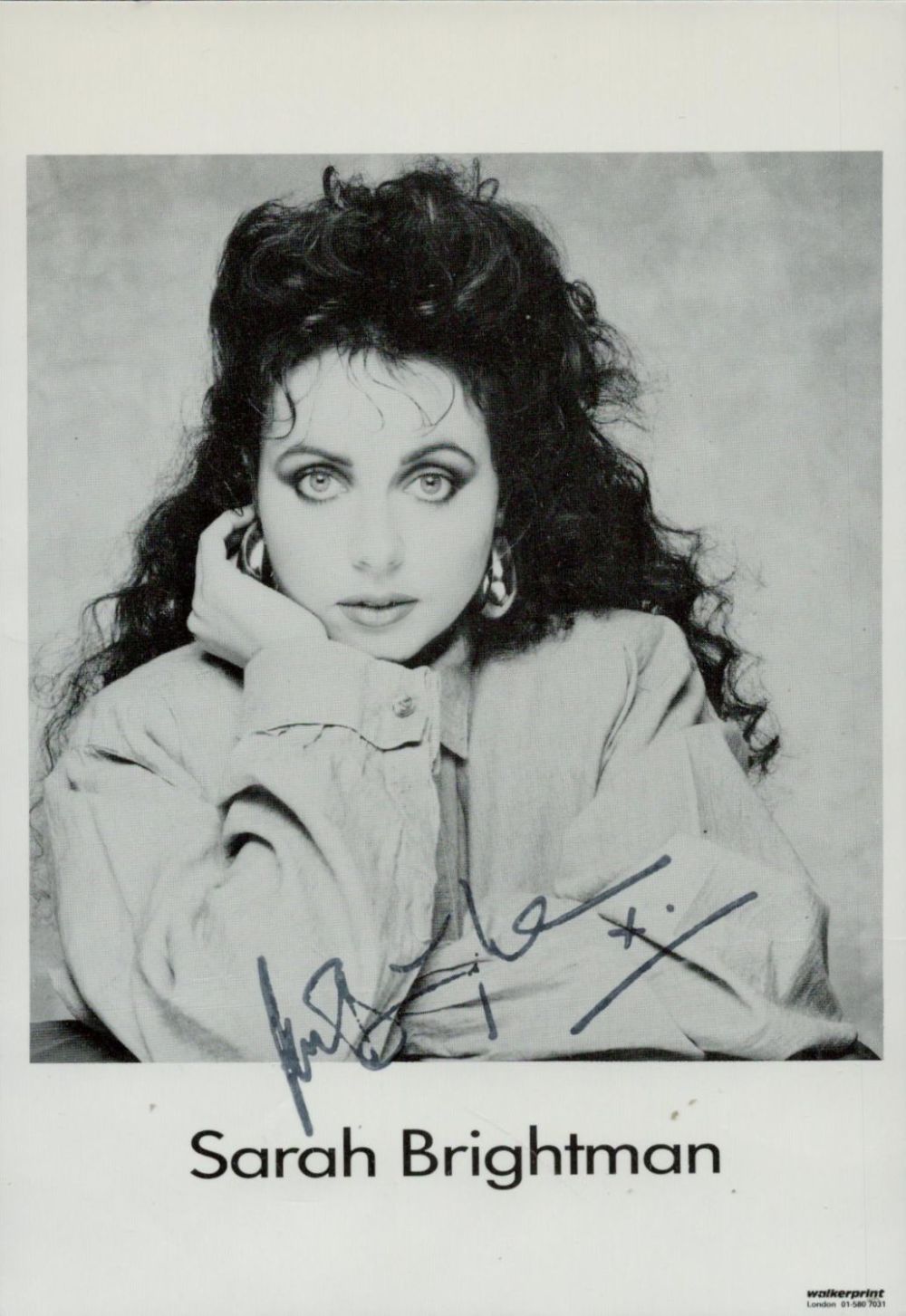 Lot 299: Sarah Brightman signed 6x4inch black and white photo....