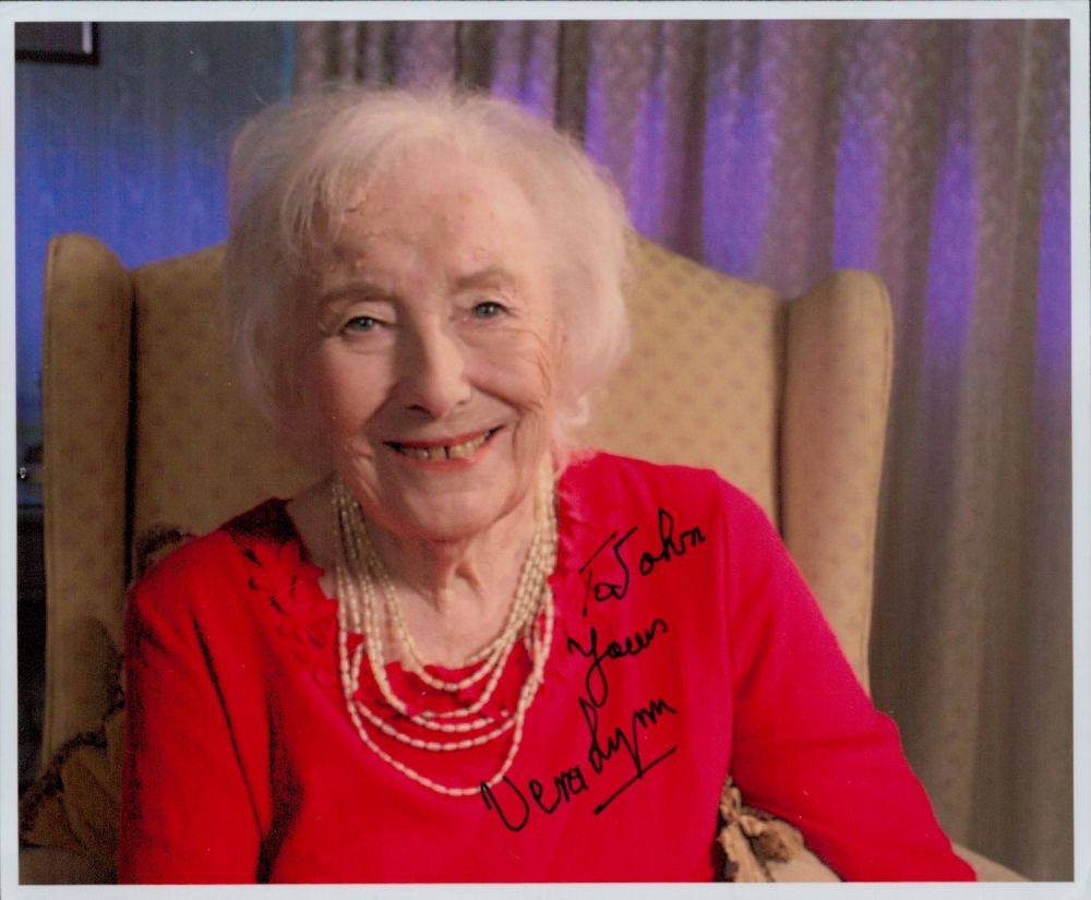 Lot 431: Vera Lynn signed 8x6inch colour photo. Dedicated. Good...