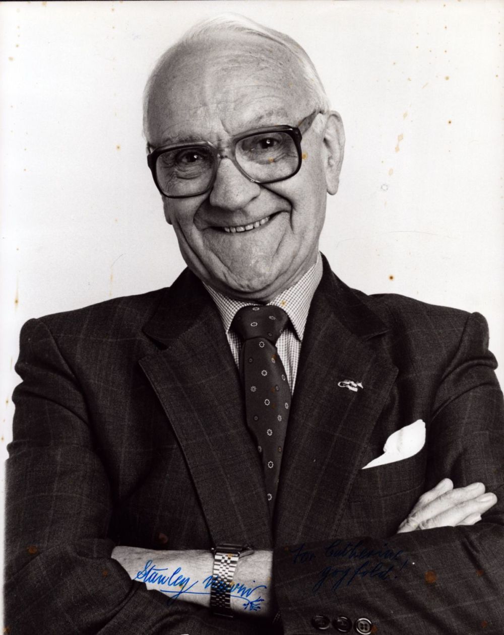 Lot 182: Stanley Unwin signed 10x8 inch black and white...