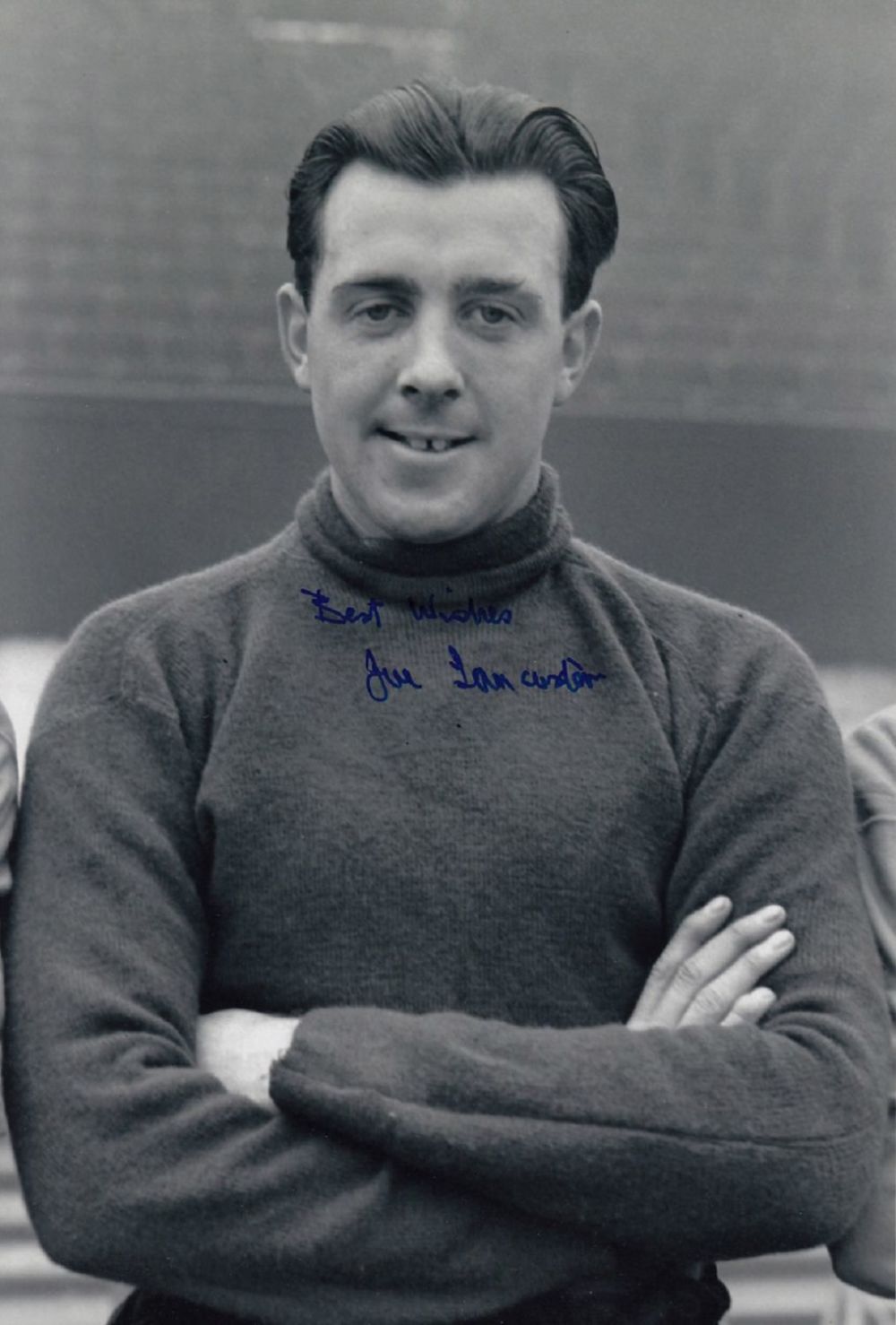 Lot 235: Football Autographed JOE LANCASTER 12 x 8 Photo...