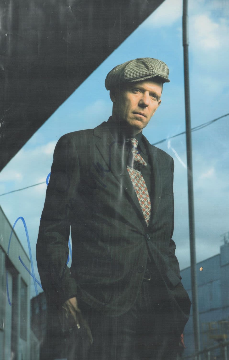 Lot 277: PAUL SIMONON The Clash signed 8x12 Photo. Good...