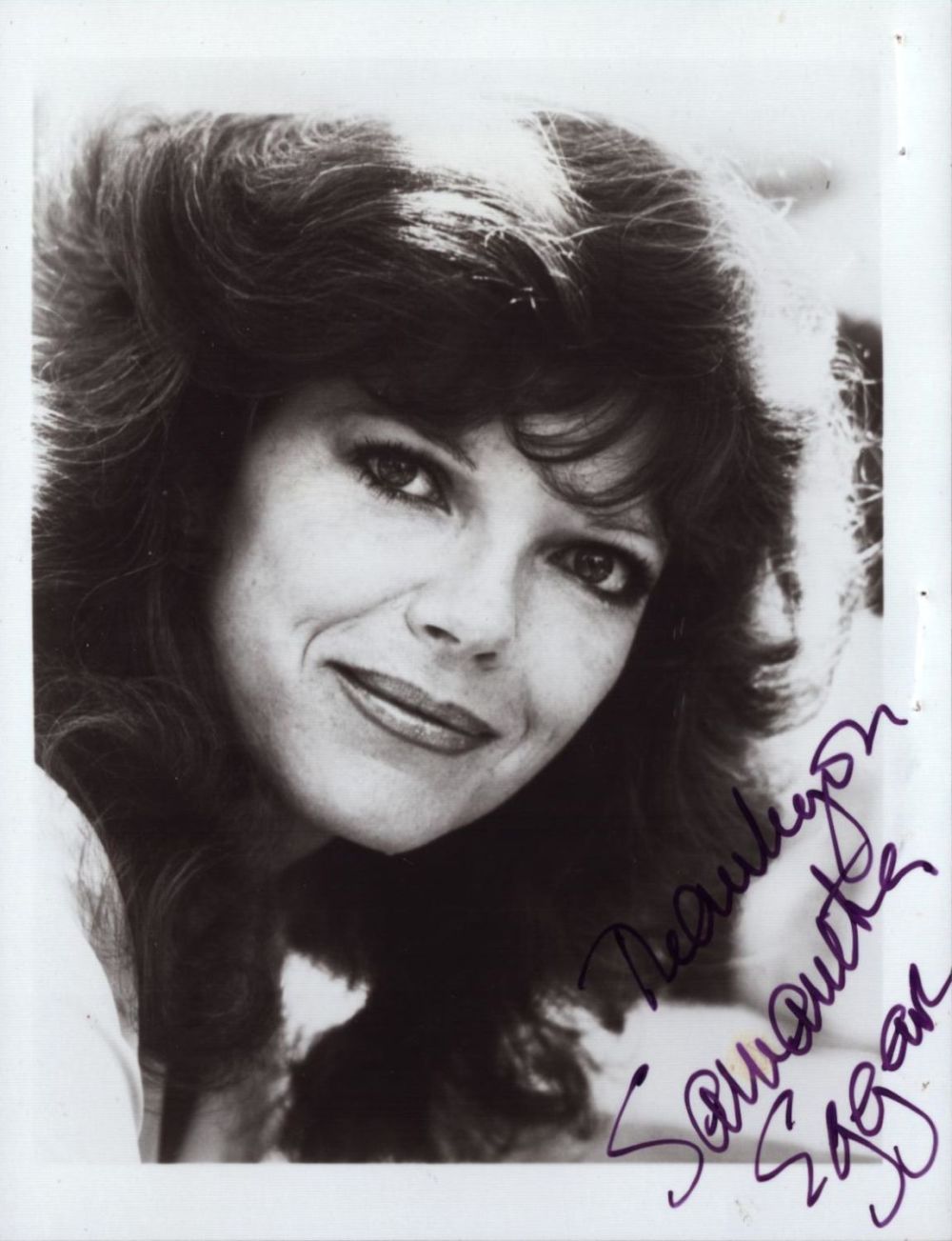 Lot 305: Samantha Eggar signed 5x4inch black and white photo....