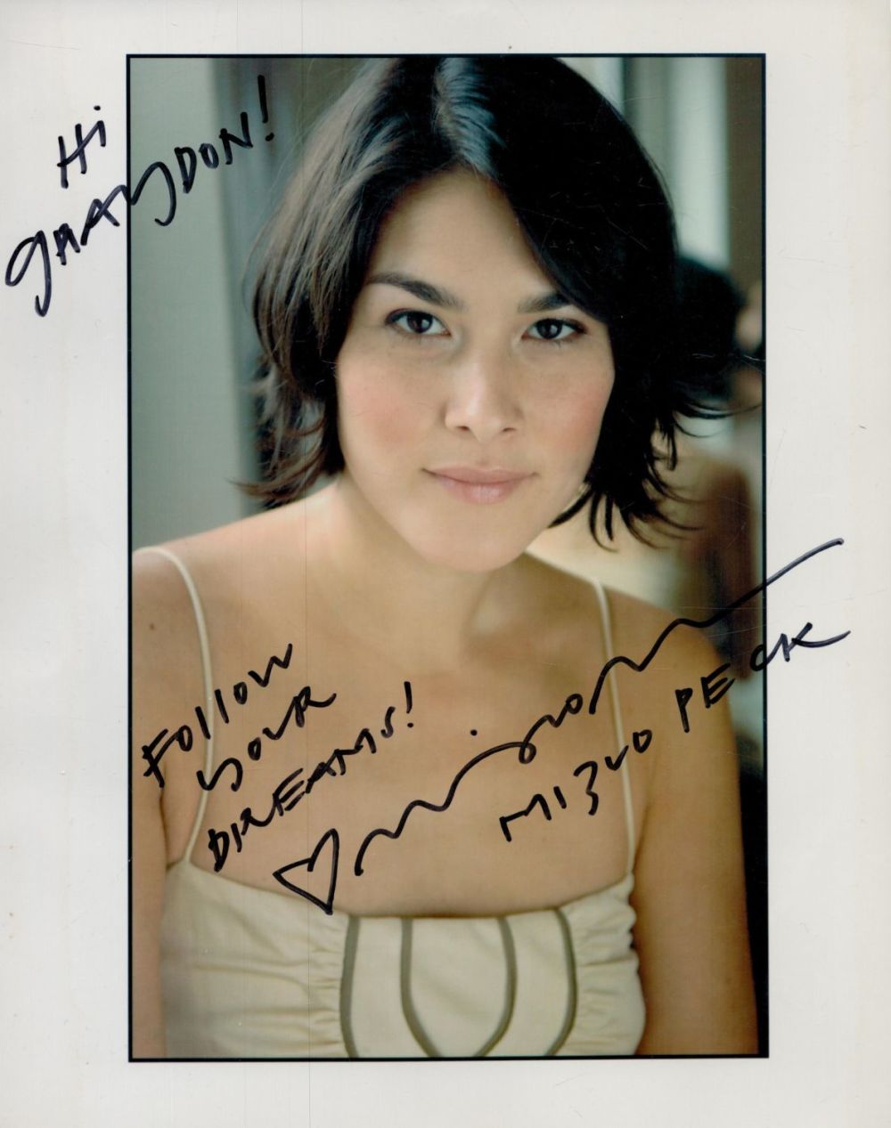 Lot 451: Mizuo Peck signed 10x8inch colour photo. Good Condition....