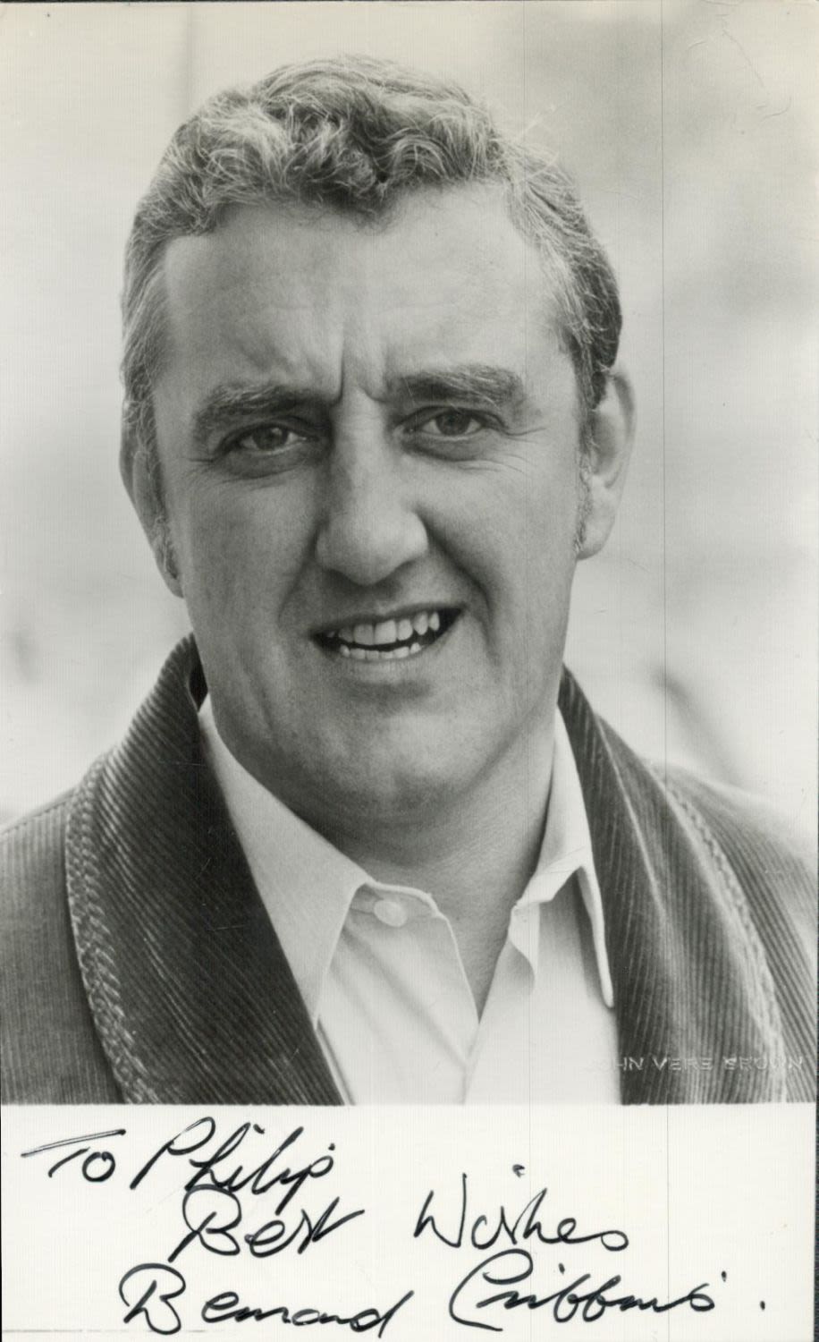 Lot 523: Bernard Cribbins, OBE signed black & white photo...